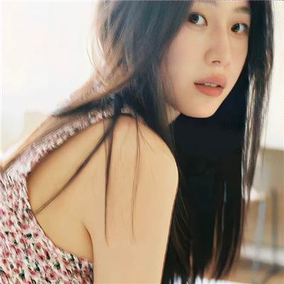 三个男人和一条美腿
